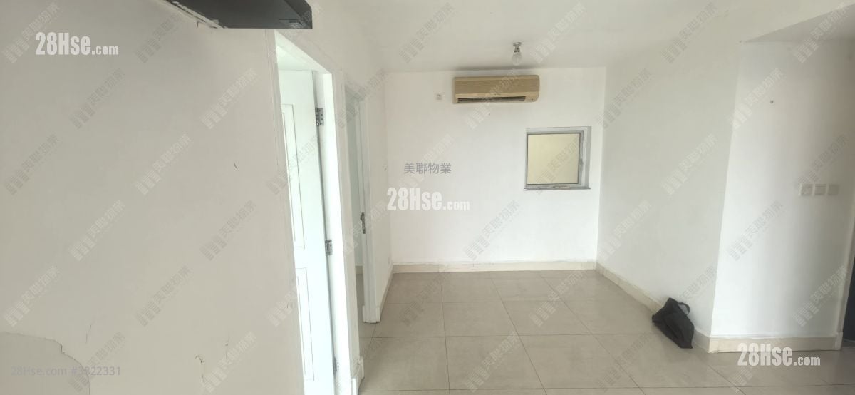 Central Park Towers Sell 2 Bedrooms , 1 Bathroom 494 ft²