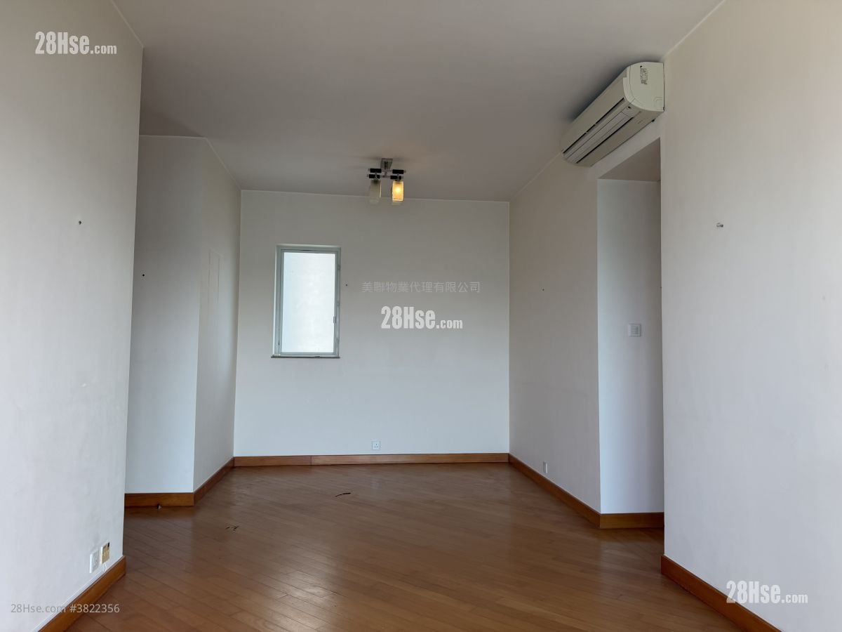 藍天海岸 售盤 3 房 749 平方呎