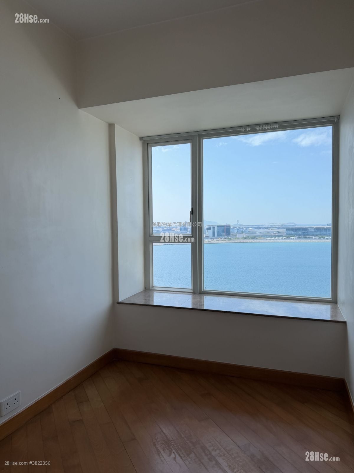 藍天海岸 售盤 3 房 749 平方呎