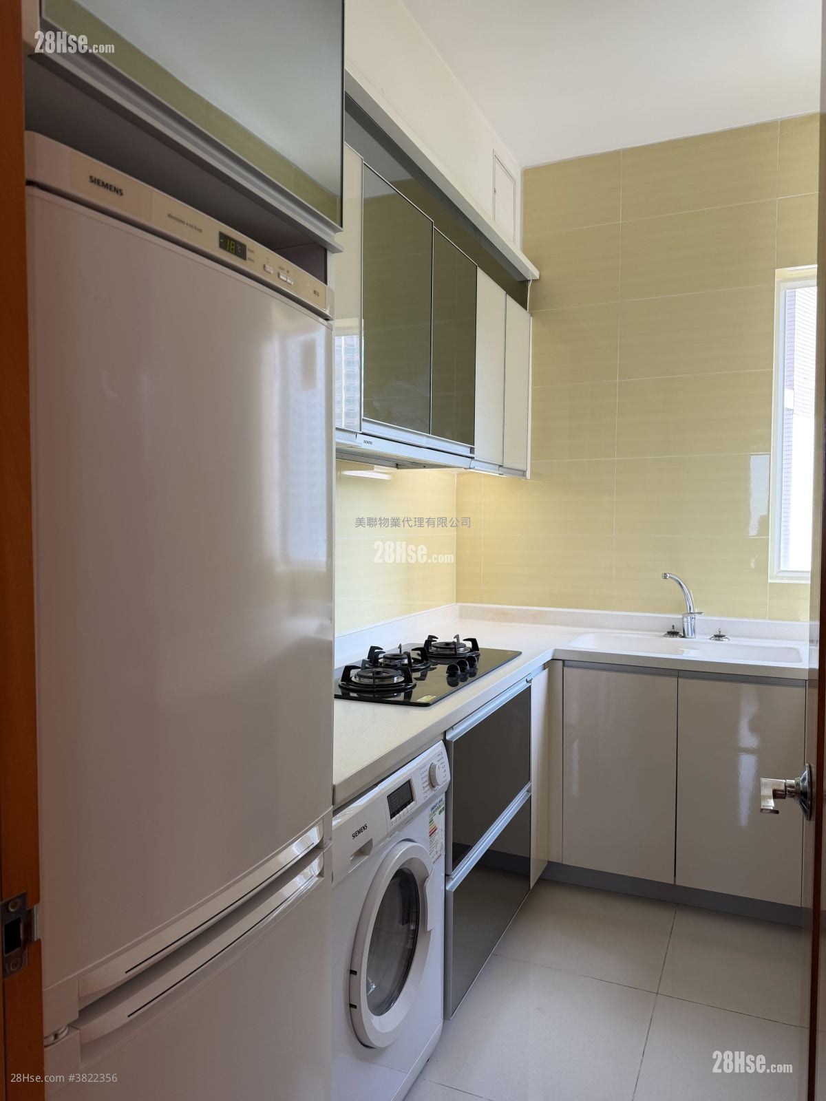 藍天海岸 售盤 3 房 749 平方呎