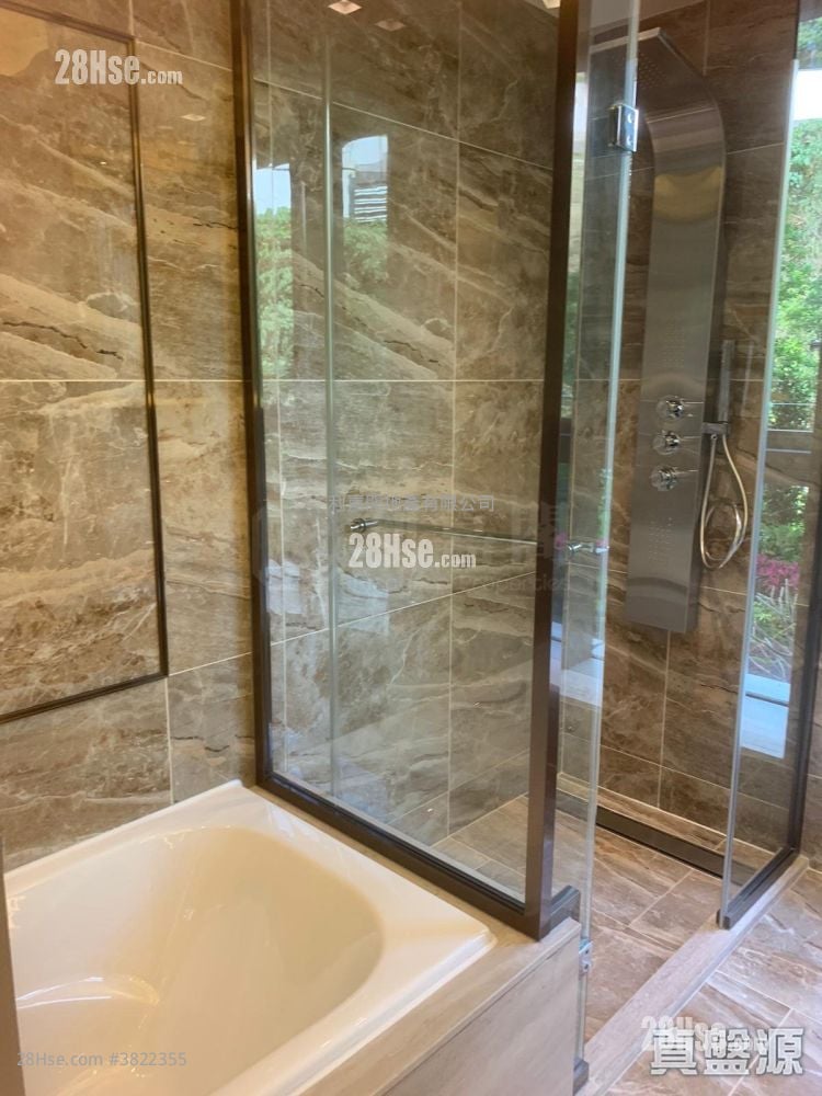 Mount Regalia Sell 4 Bedrooms , 3 Bathrooms 1,616 ft²