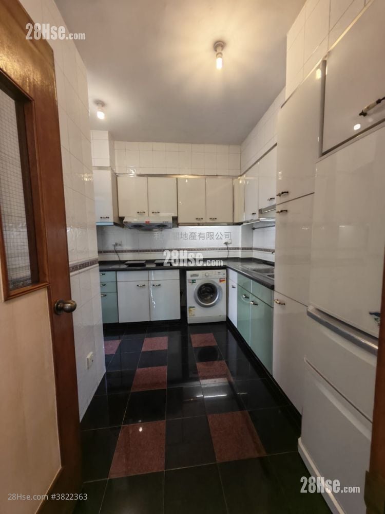 晓翠山庄 租盘 3 房 , 2 浴室 1,066 平方尺