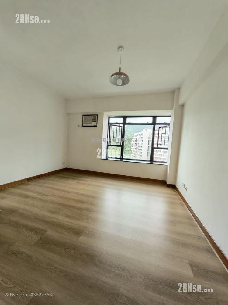 晓翠山庄 租盘 3 房 , 2 浴室 1,066 平方尺