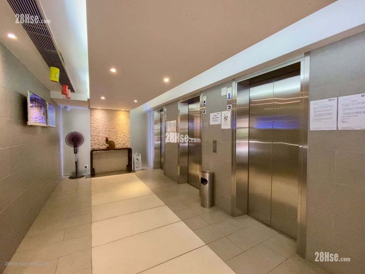 西寧閣 售盤 2 房 , 1 浴室 370 平方呎