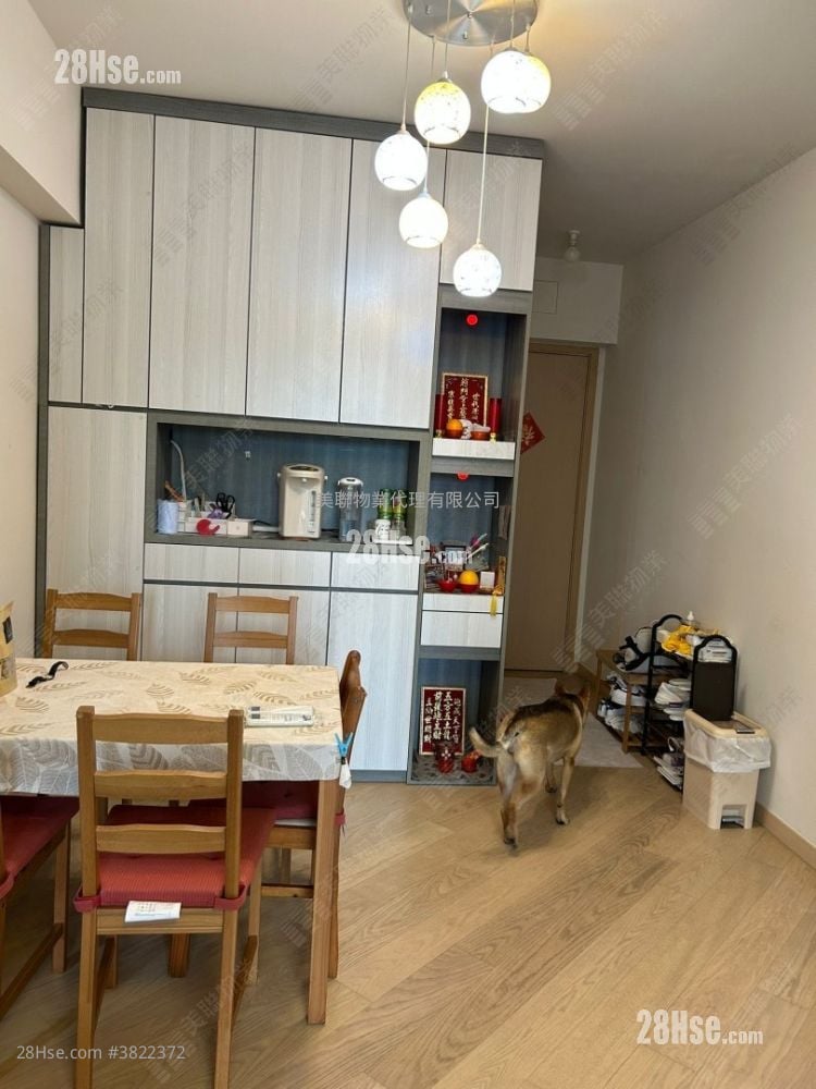 The Regent Sell 3 Bedrooms , 3 Bathrooms 757 ft²