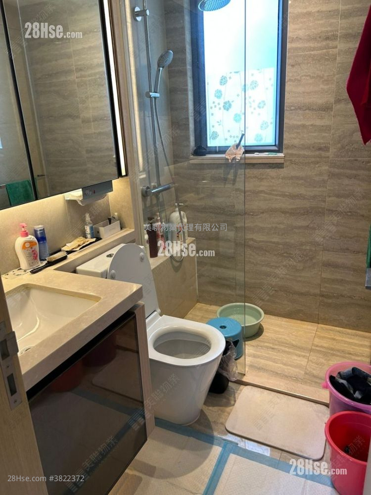 The Regent Sell 3 Bedrooms , 3 Bathrooms 757 ft²