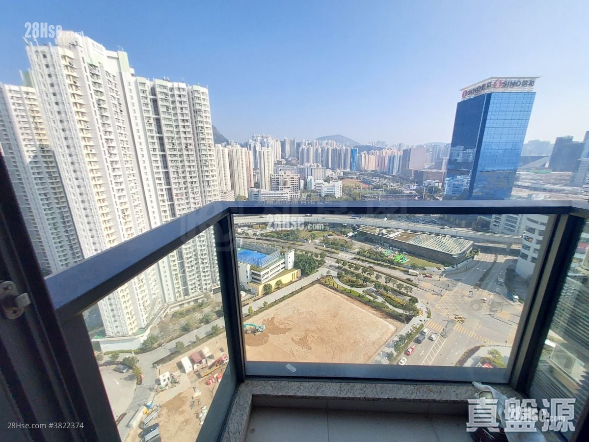 Victoria Skye Sell 3 Bedrooms 661 ft²