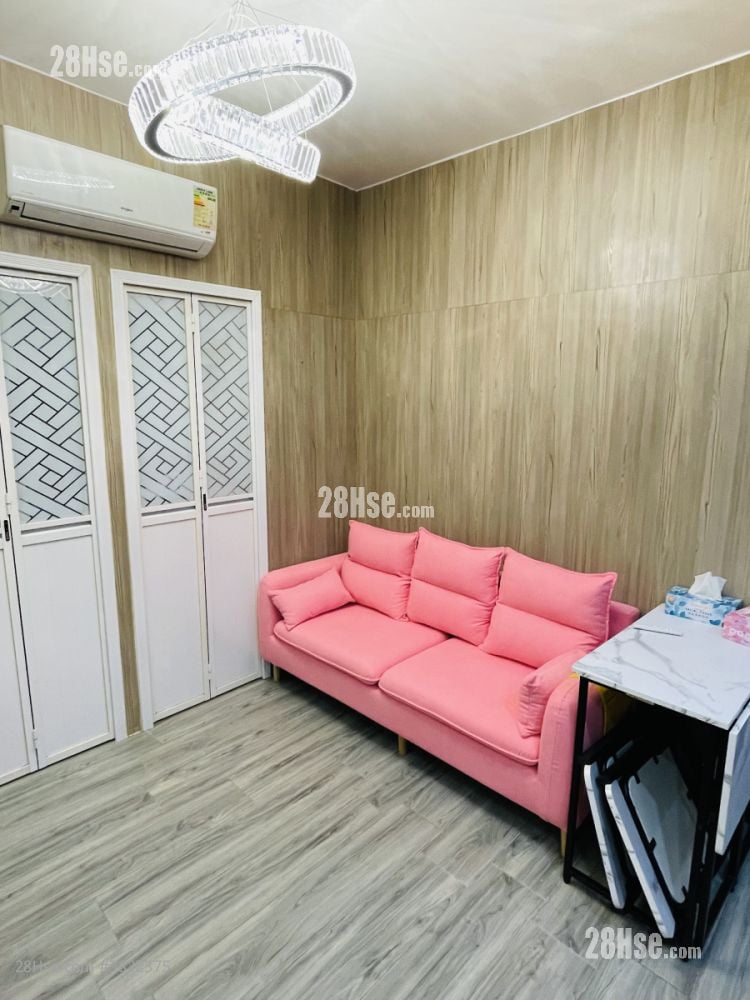 鸿星大厦 租盘 2 房 , 1 浴室 300 平方尺