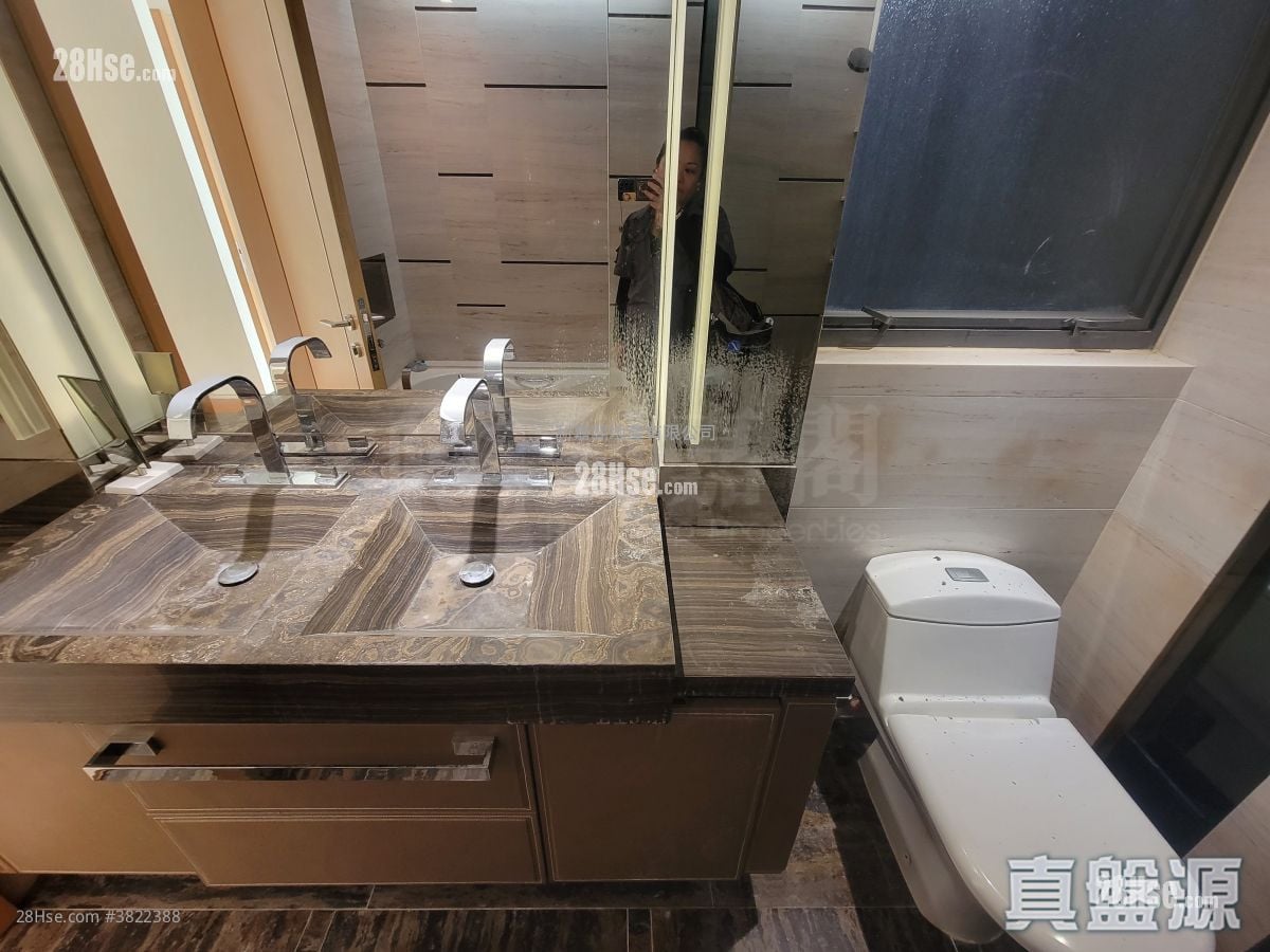 Aria Sell 3 Bedrooms 1,164 ft²