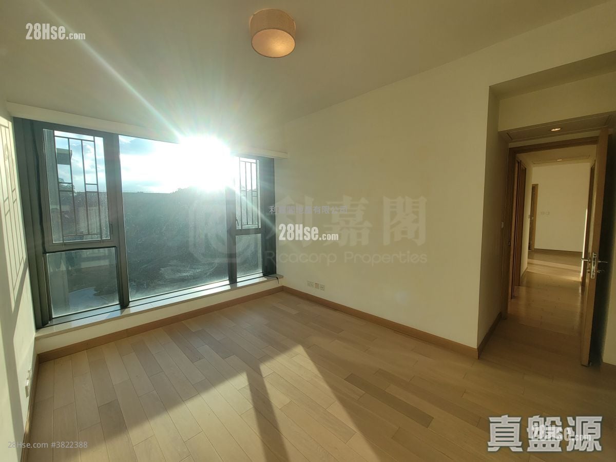 Aria Sell 3 Bedrooms 1,164 ft²