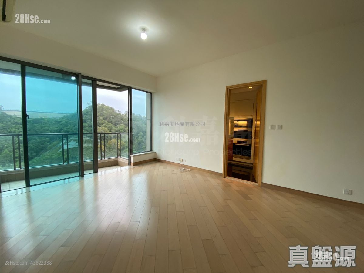 Aria Sell 3 Bedrooms 1,164 ft²