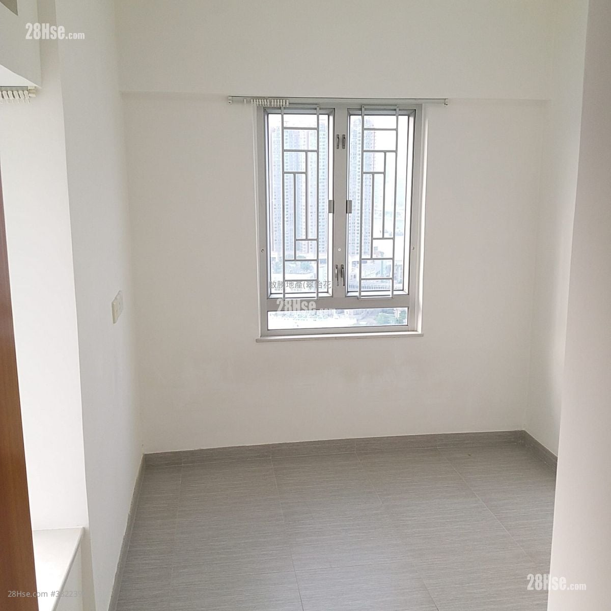 Greenfield Garden Sell 2 Bedrooms , 1 Bathroom 448 ft²