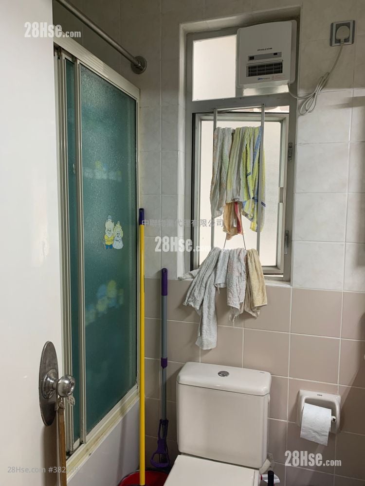 Ka Keng Court Sell 2 Bedrooms , 1 Bathroom 506 ft²