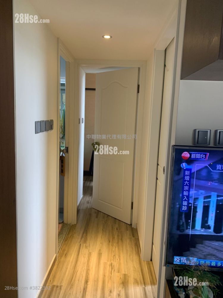 Ka Keng Court Sell 2 Bedrooms , 1 Bathroom 506 ft²