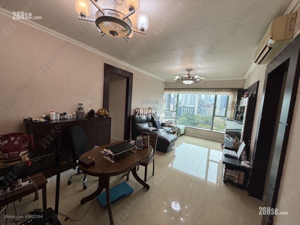 港景峰 售盤 3 房 , 2 浴室 817 平方呎