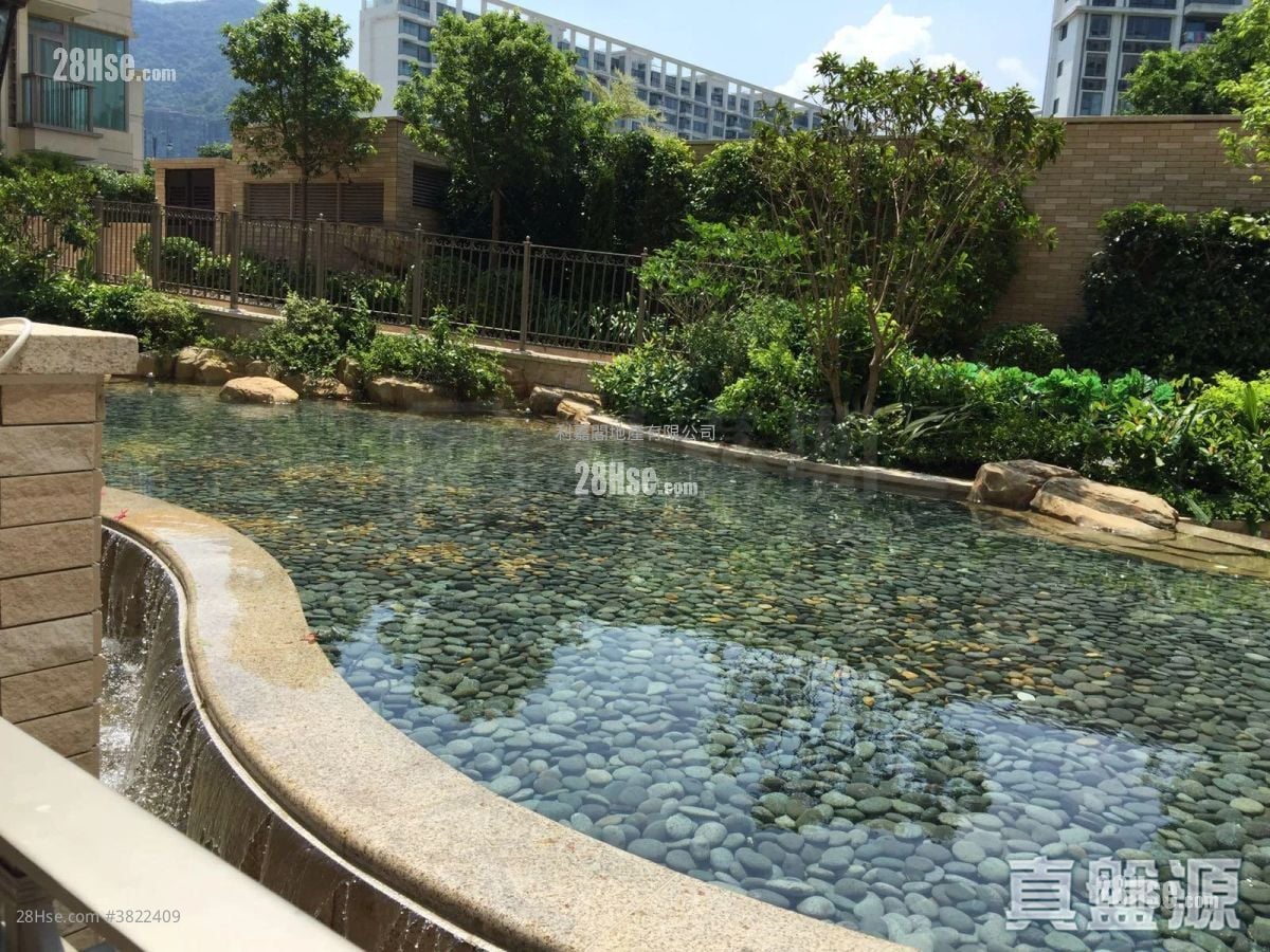 逸珑湾 售盘 3 房 1,032 平方尺