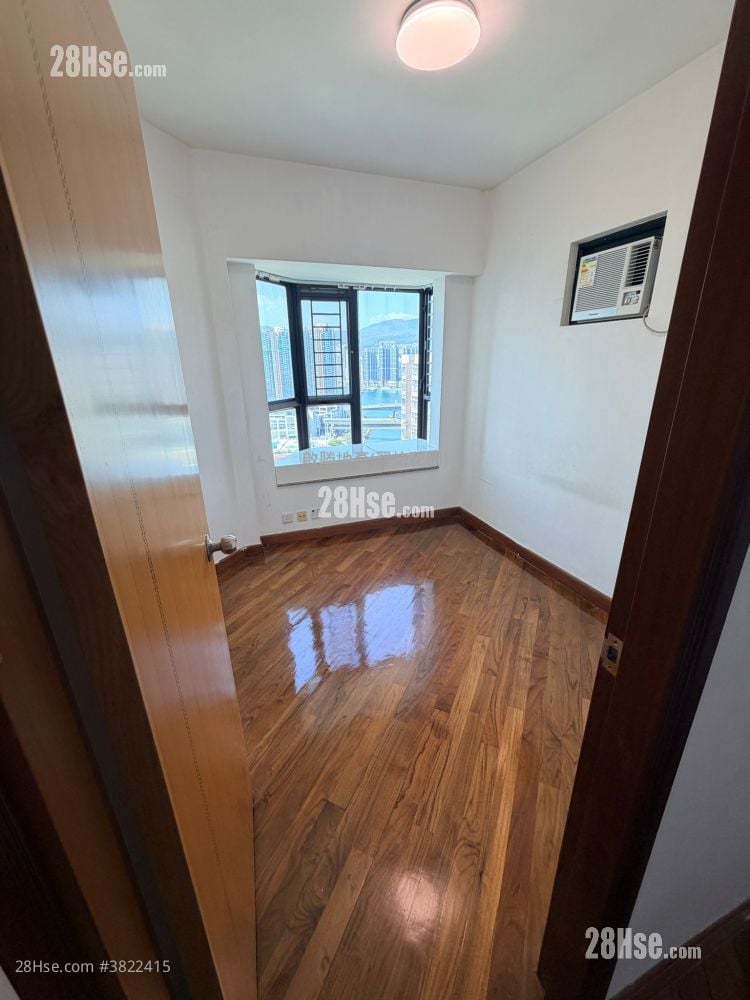 Grand Horizon Sell 2 Bedrooms , 1 Bathroom 503 ft²