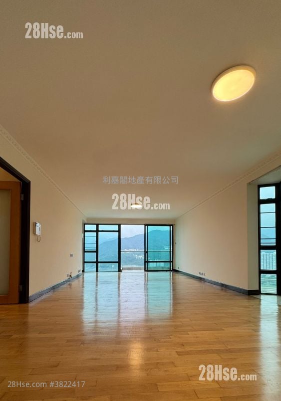 骏景园 租盘 3 房 , 2 浴室 1,370 平方尺