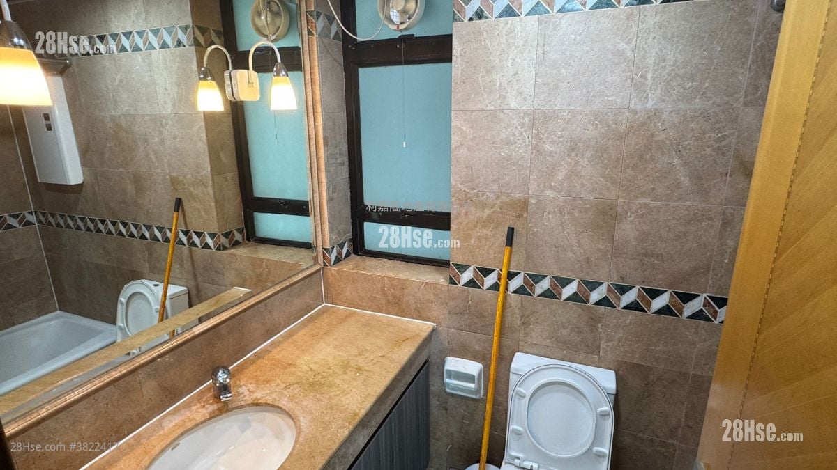 骏景园 租盘 3 房 , 2 浴室 1,370 平方尺