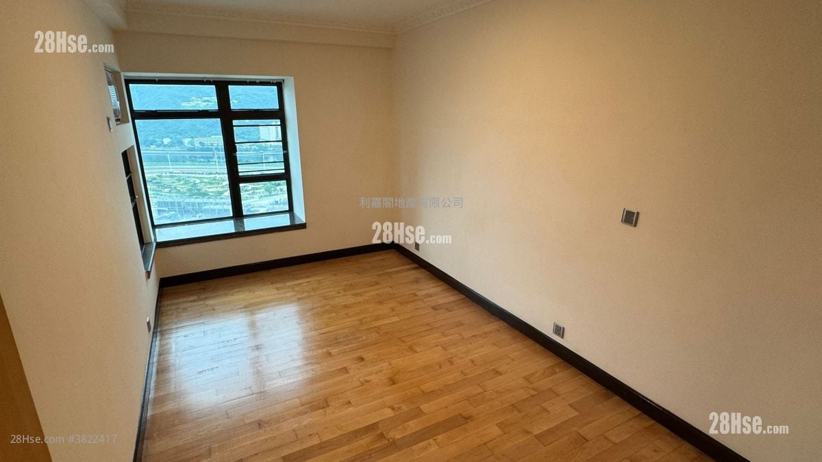 骏景园 租盘 3 房 , 2 浴室 1,370 平方尺