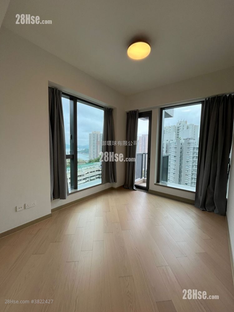 The Southside Rental 4 Bedrooms , 3 Bathrooms 1,205 ft²