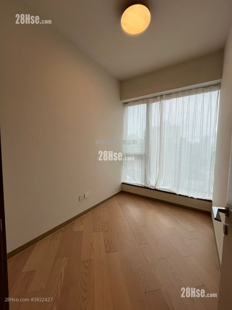 The Southside Rental 4 Bedrooms , 3 Bathrooms 1,205 ft²