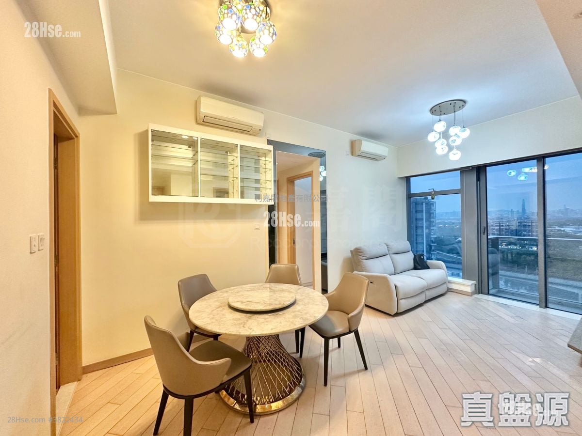 Riva Sell 4 Bedrooms , 2 Bathrooms 765 ft²