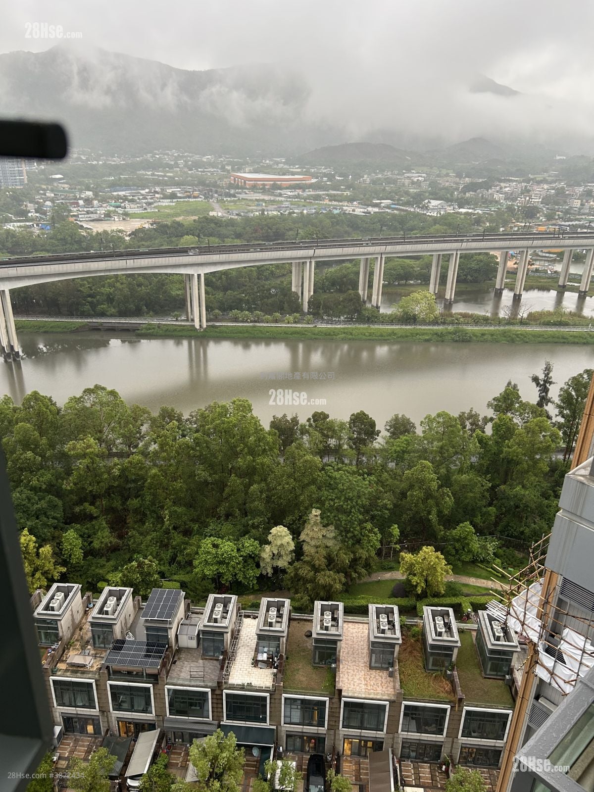 Riva Sell 4 Bedrooms , 2 Bathrooms 765 ft²