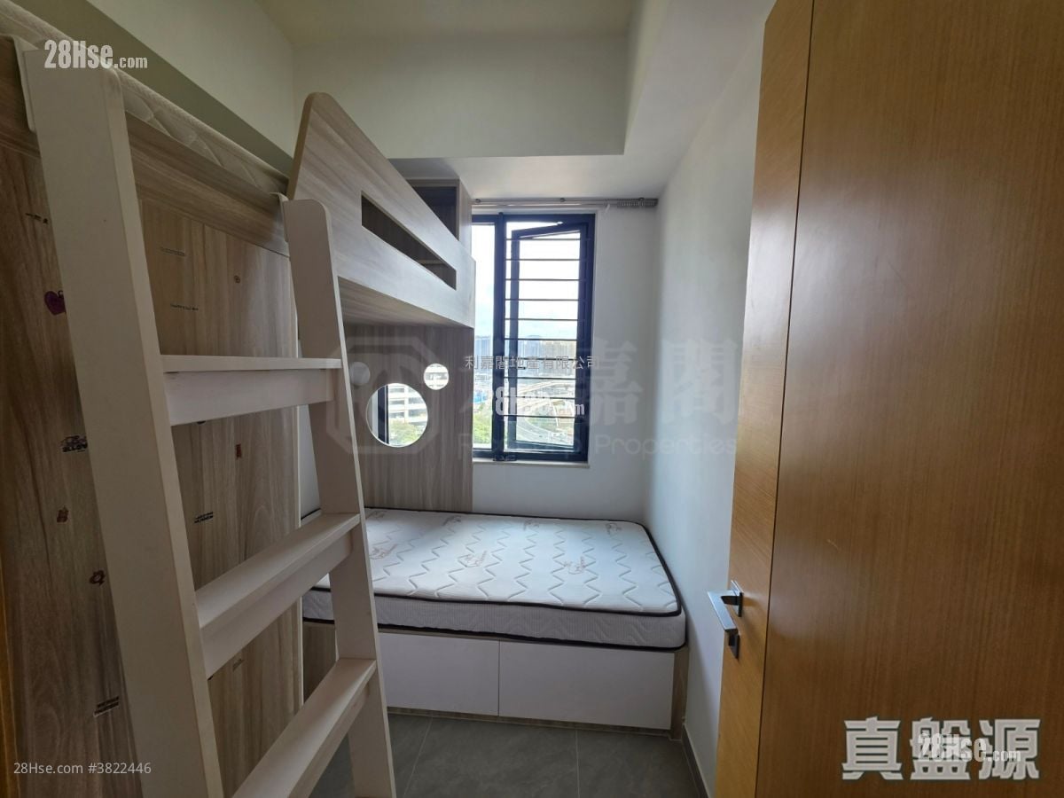 K.city Rental 3 Bedrooms , 2 Bathrooms 632 ft²