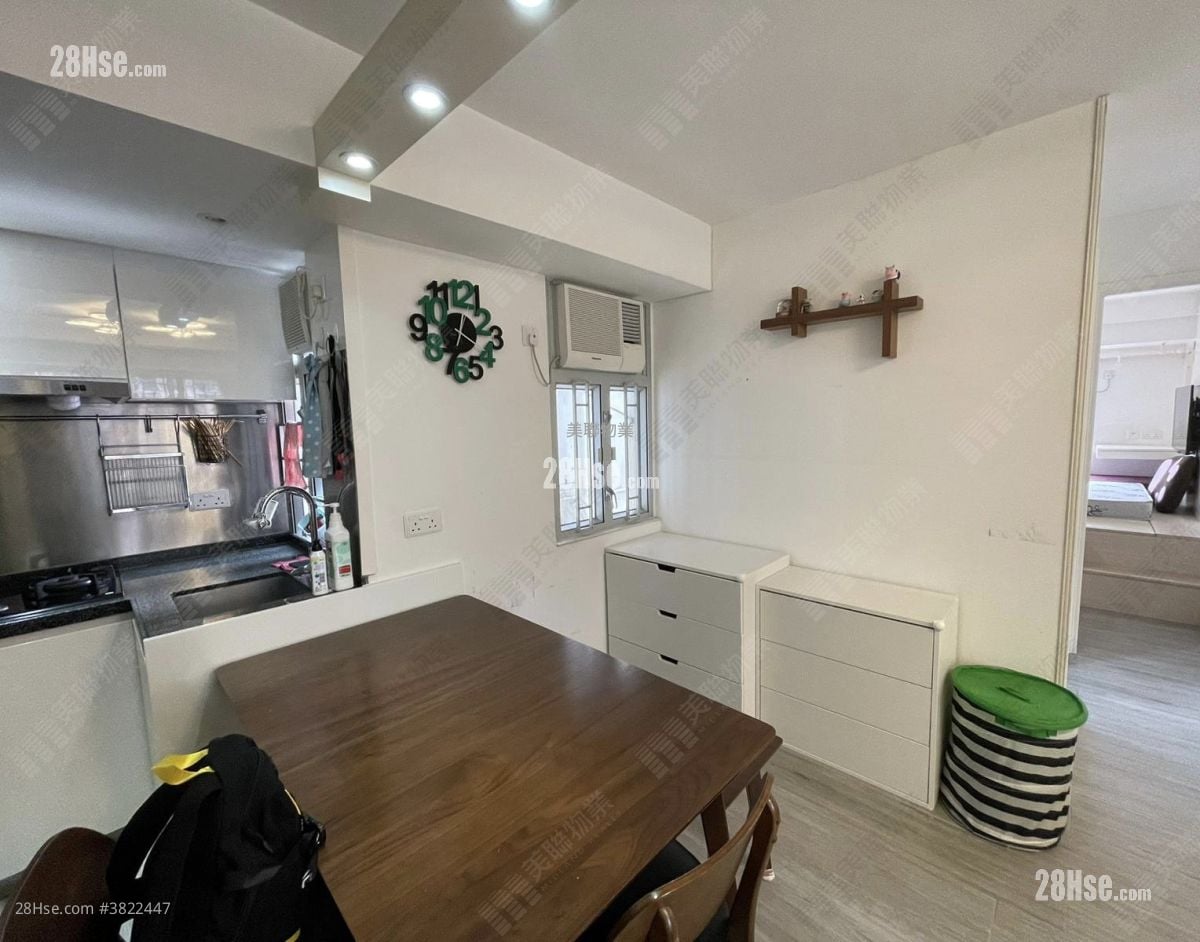 希尔顿中心 租盘 3 房 , 2 浴室 475 平方尺