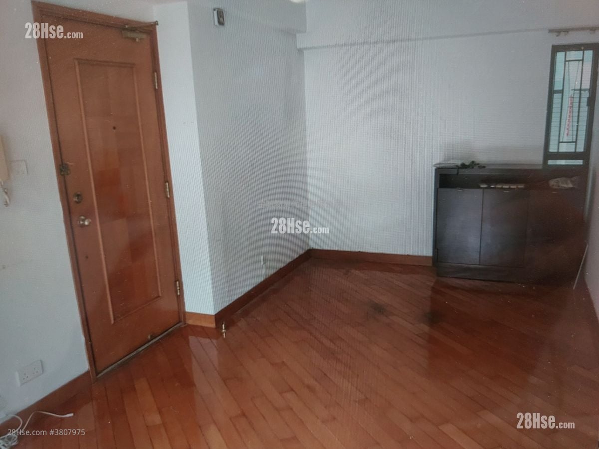 Elite's Place Sell 3 Bedrooms , 2 Bathrooms 616 ft²