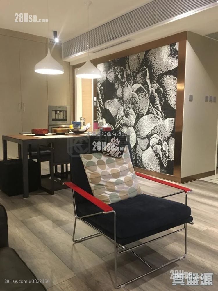 Mayfair By The Sea Sell 3 Bedrooms 1,400 ft²