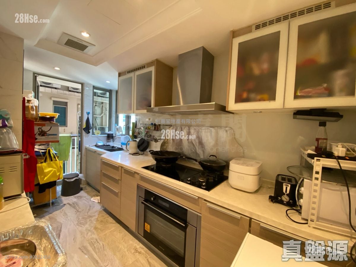 Mayfair By The Sea Sell 3 Bedrooms 1,400 ft²