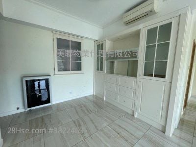 溱岸8号 售盘 3 房 , 2 浴室 737 平方尺