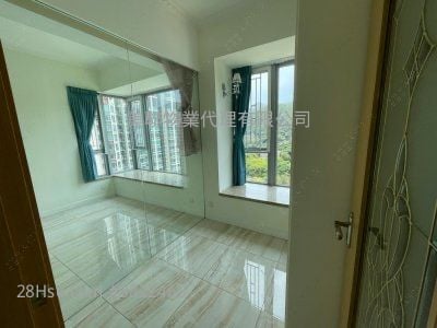 溱岸8号 售盘 3 房 , 2 浴室 737 平方尺