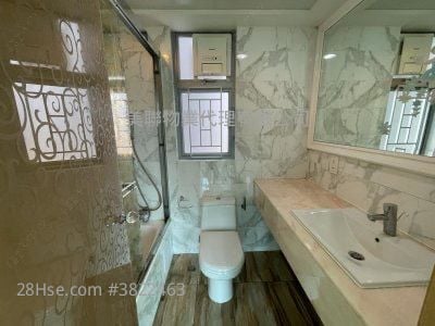 溱岸8号 售盘 3 房 , 2 浴室 737 平方尺