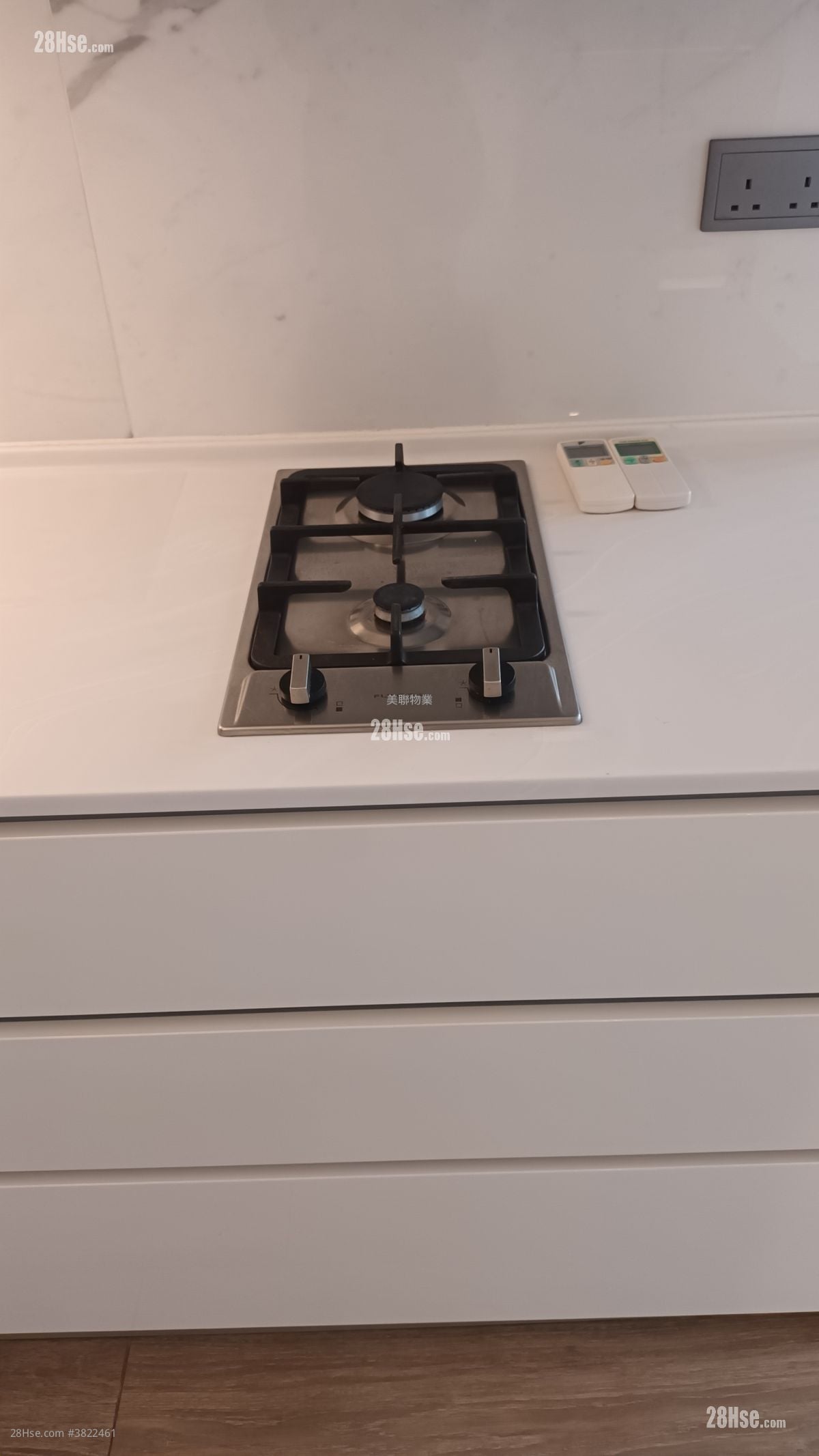 龍譽 售盤 1 房 , 1 浴室 358 平方呎