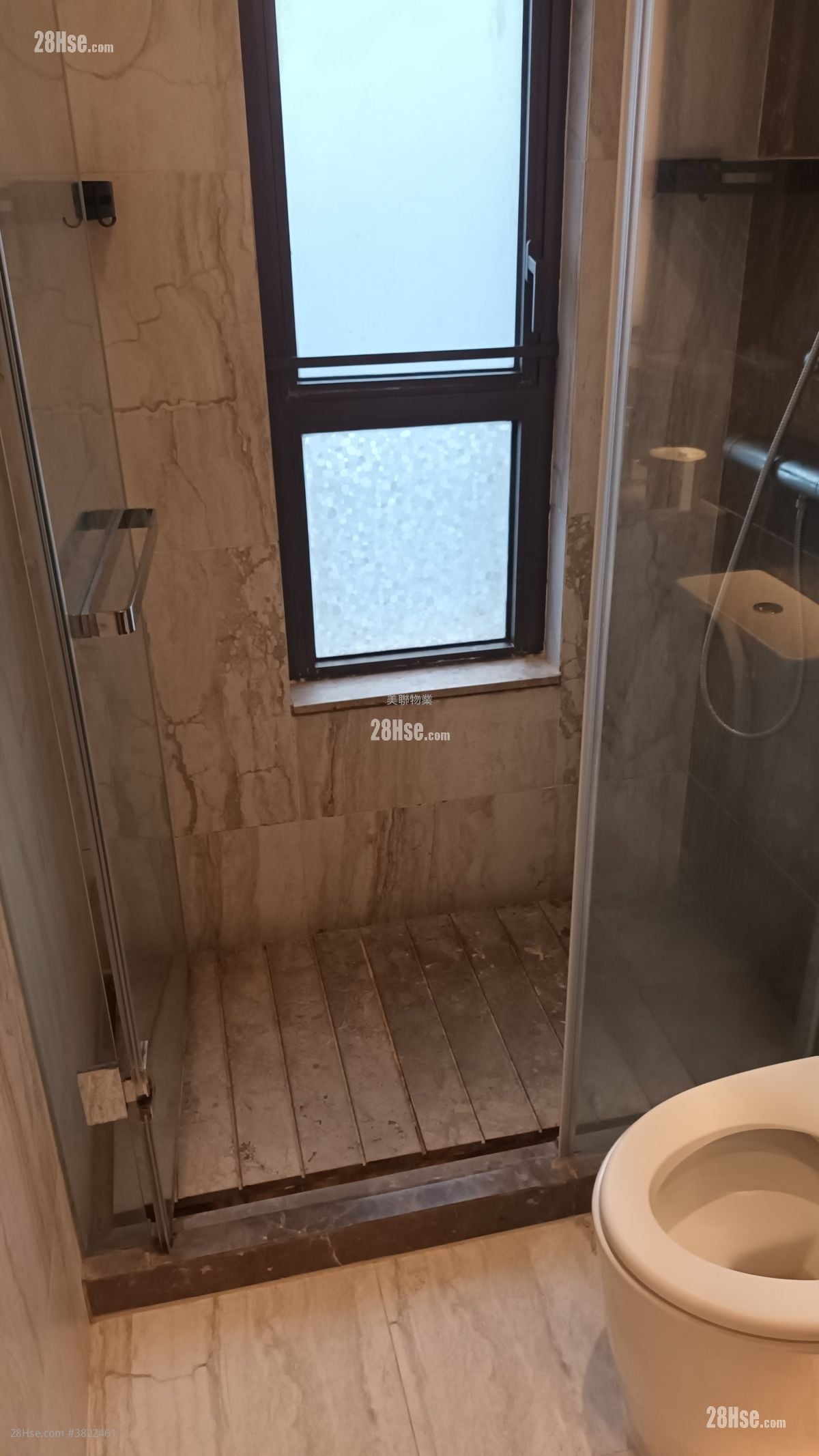 龍譽 售盤 1 房 , 1 浴室 358 平方呎