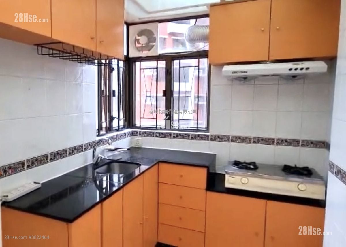 Dragon Heart Court Sell 3 Bedrooms , 2 Bathrooms 762 ft²