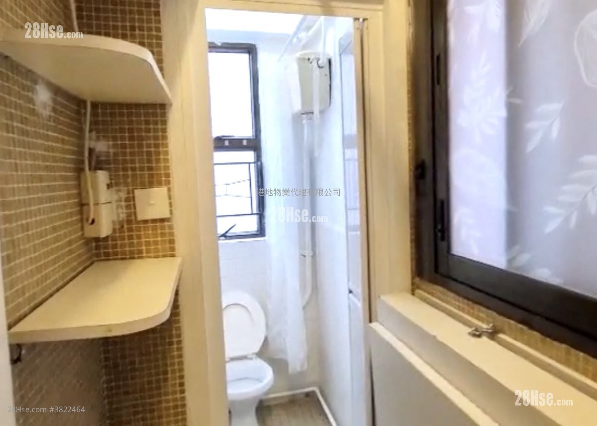 Dragon Heart Court Sell 3 Bedrooms , 2 Bathrooms 762 ft²