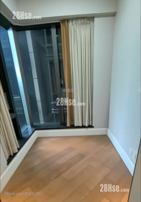 Eden Manor Sell 3 Bedrooms , 3 Bathrooms 960 ft²