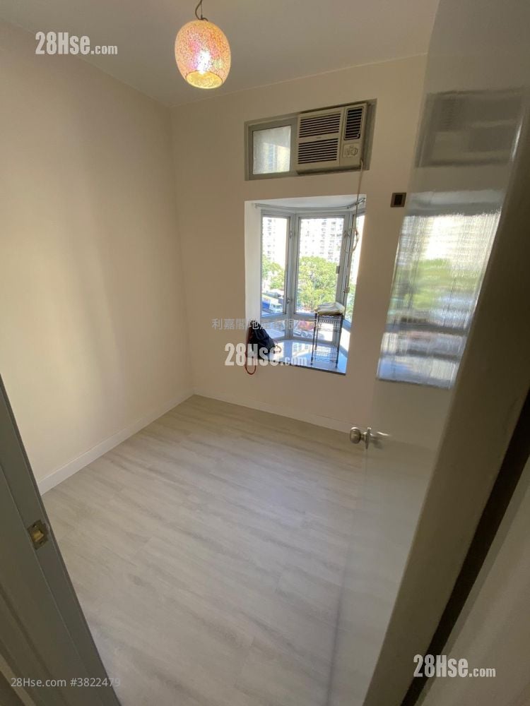 Mayfair Gardens Sell 2 Bedrooms 401 ft²