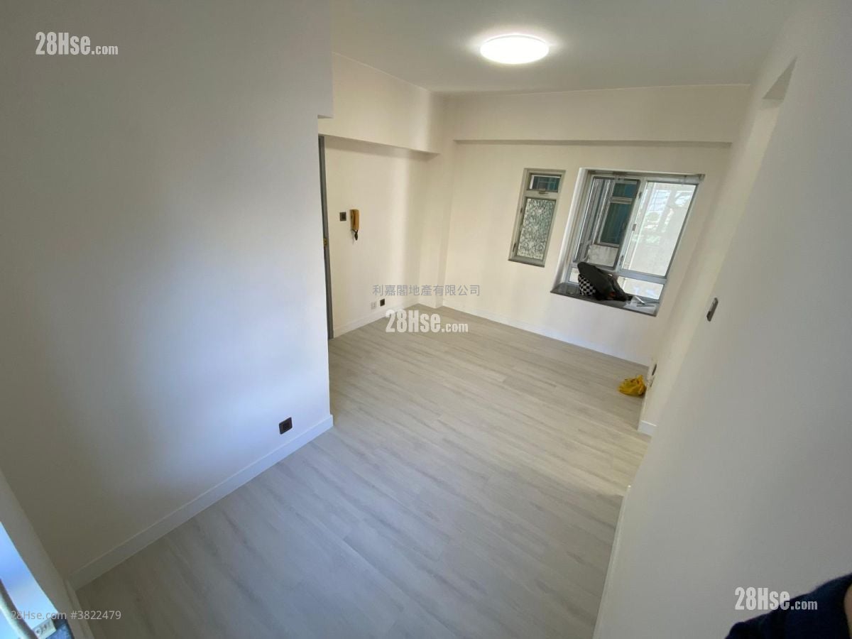 Mayfair Gardens Sell 2 Bedrooms 401 ft²