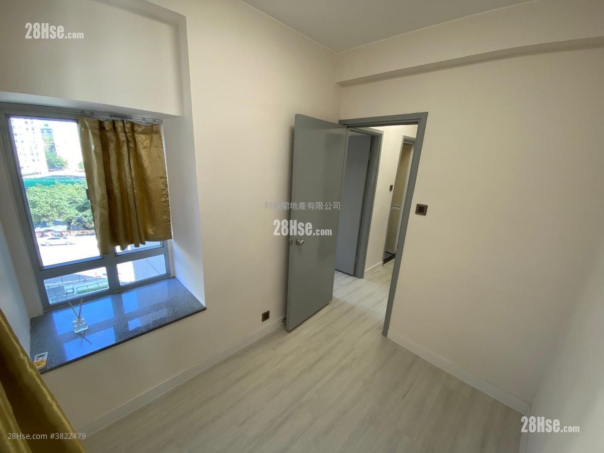 Mayfair Gardens Sell 2 Bedrooms 401 ft²