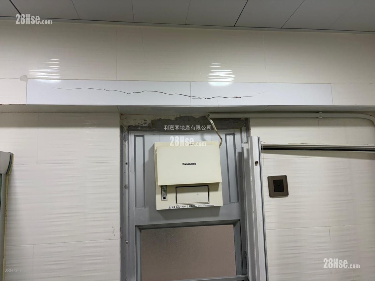 Mayfair Gardens Sell 2 Bedrooms 401 ft²