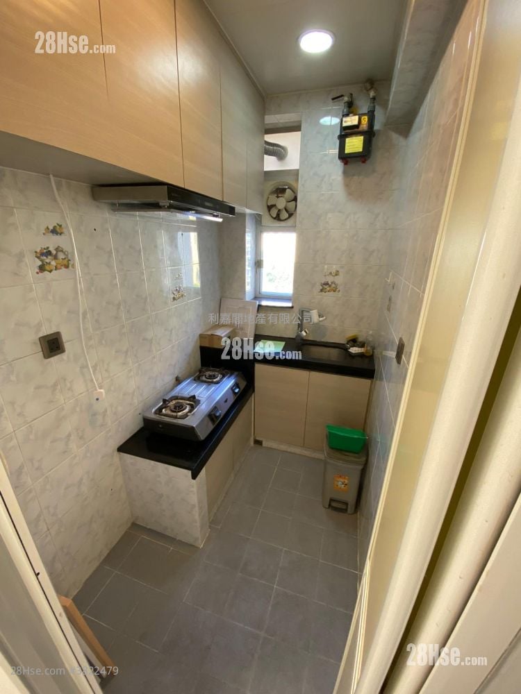 Mayfair Gardens Sell 2 Bedrooms 401 ft²