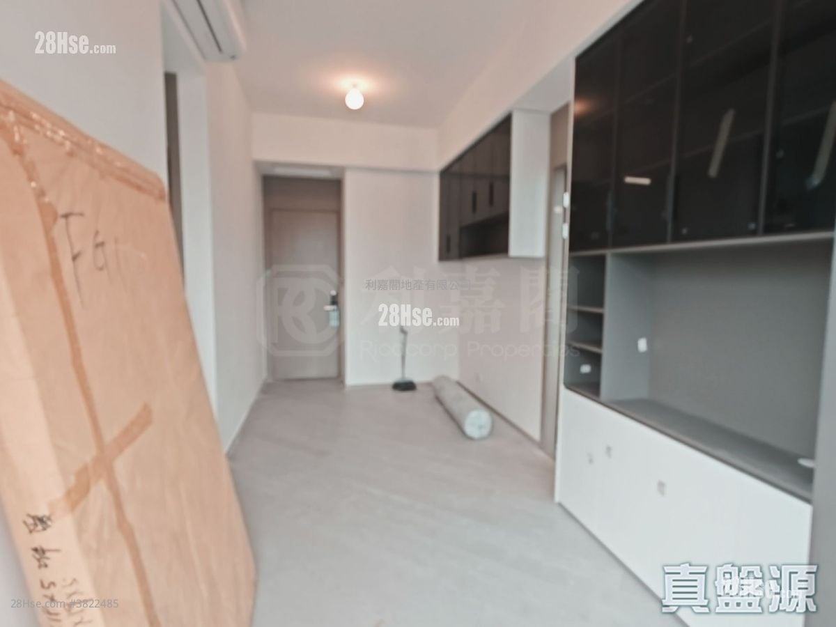 维港双钻 租盘 2 房 , 1 浴室 493 平方尺