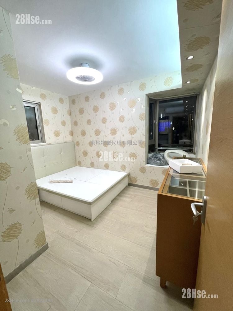 维多利中心 租盘 3 房 , 2 浴室 777 平方尺