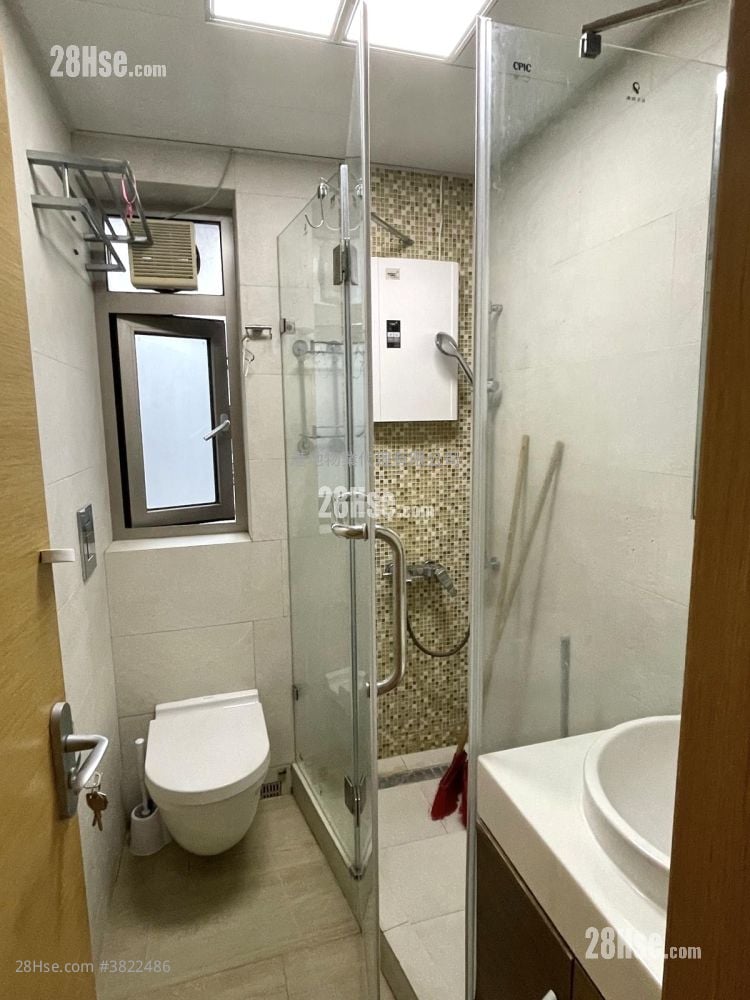 维多利中心 租盘 3 房 , 2 浴室 777 平方尺