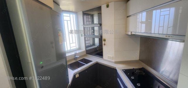 名城 售盘 3 房 , 2 浴室 739 平方尺